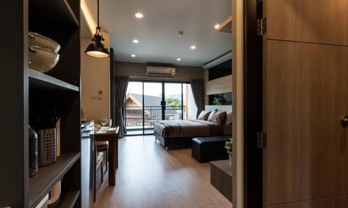 Chonburi Apartment | Budget-Friendly Family Stays at Premier Place Chonburi