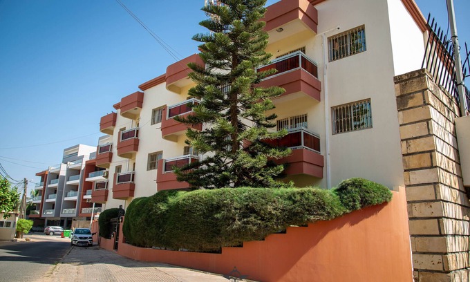 Dakar Apartment | Premier Residence: Oceanfront Retreat in the Heart of Dakar