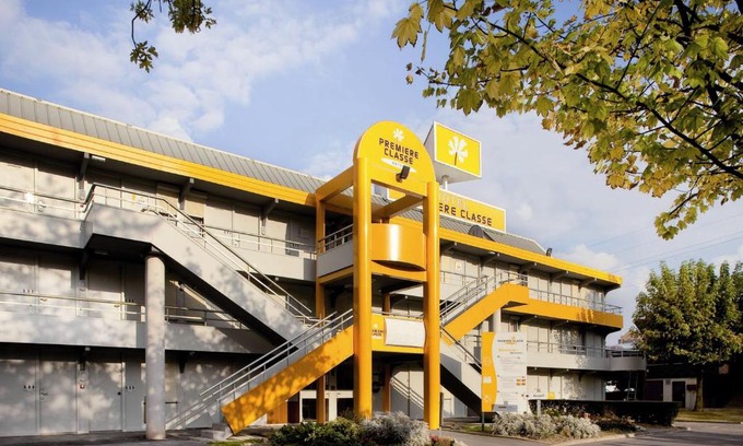 Saint-Laurent-de-Mure Hotel | Comfortable Premiere Classe Lyon Est Aeroport Stay