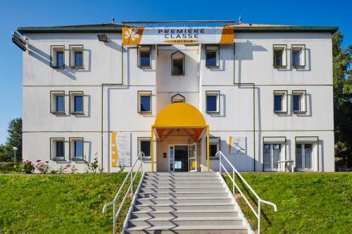 Cergy Hotel | Budget-Friendly Premiere Classe Cergy with Great Amenities