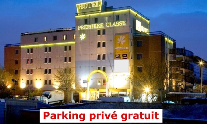 Petit Nanterre Hotel | Convenient Stay at Premiere Classe Paris Ouest - Nanterre