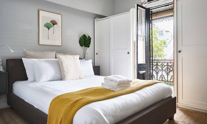 Redfern House | Guest Rated 10/10: Premium 3 Bed Terrace with Parking
