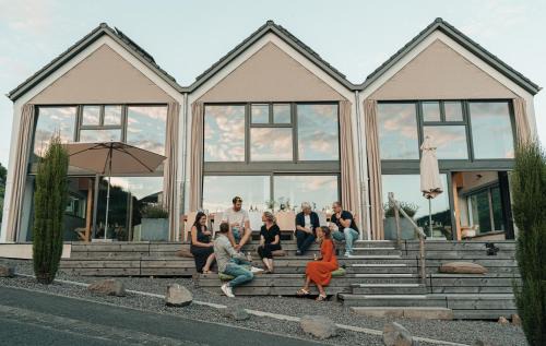 Pommern House | Stylish Mosel Chalets with Oceanfront Views and Spa Amenities