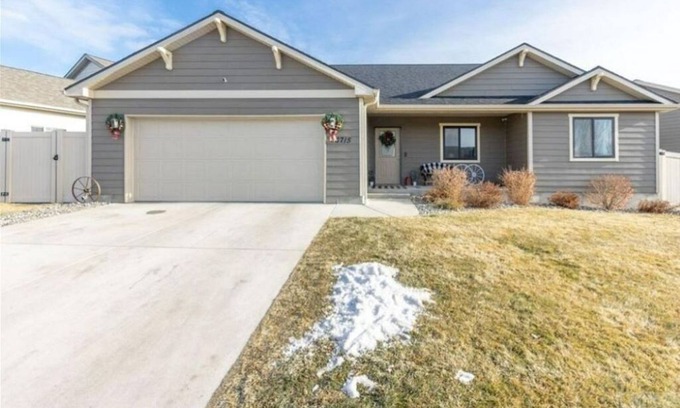 Rimrock House | Premium Home with Fire Pit & Hot Tub in Family Neighborhood
