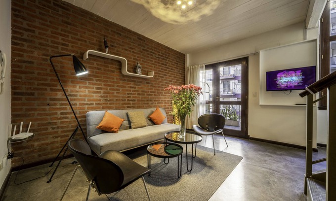 Balvanera Apartment | Exquisite Recoleta Loft with Spa and Ocean View