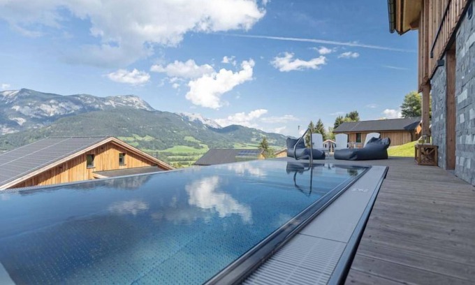 Haus im Ennstal House | Premium mit 5 Schlafzimmern, Sauna &Pool by Interhome