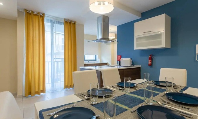 Gzira Apartment | Modern 2-Bedroom Apartment with Accessible Amenities in Gzira