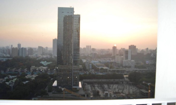 Malad East Apartment | Discover a Pool View Retreat at Oberoi Garden City