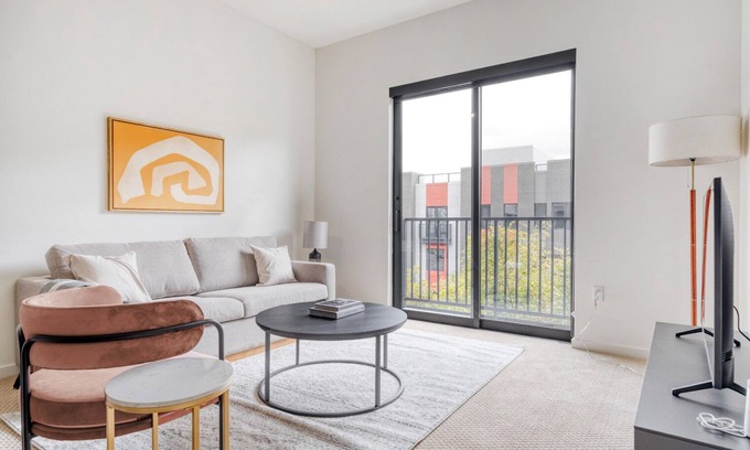 The Villas Apartment | Modern 1BR Santana Row Retreat with Pool & Gym Access