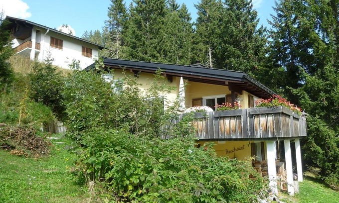 Valbella House | Family-Friendly Retreat at Preschaint (720 Kü) – 8/10 Rated