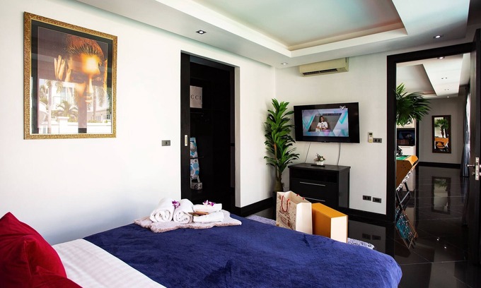 South Pattaya Villa | Family-Friendly 4 Bedroom Pool Villa near Jomtien Beach