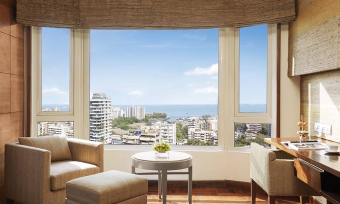 Cuffe Parade Hotel | Premier Stay at President, Mumbai - IHCL SeleQtions