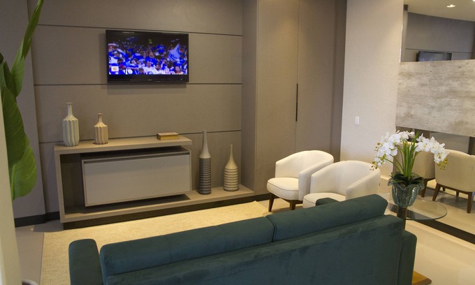 Centro Hotel | Ideal Stay at Presidente Hotel - Passos with Breakfast Included