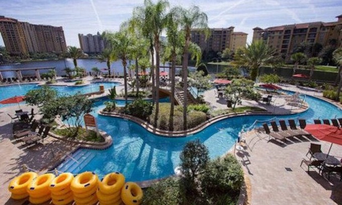 Lake Buena Vista Condo | Inviting Presidential 3 Bedroom Suite at Bonnet Creek Near Disney