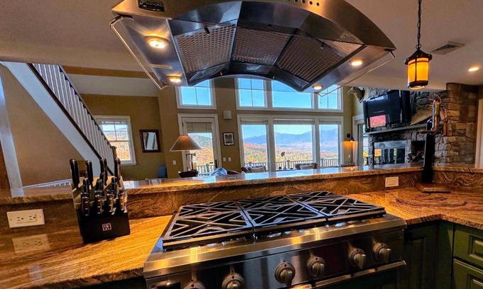 Bethlehem House | Discover Inviting Holiday Homes in NH with Hot Tub & Breakfast