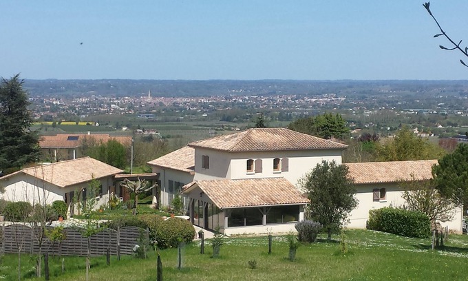 Monbazillac House | Experience Prestige Villa in Monbazillac with Pool & Sauna