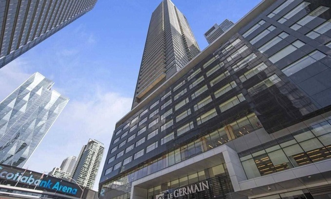 St. Lawrence Condo | Prime 2-Bdrm Condo Steps from Scotiabank Arena