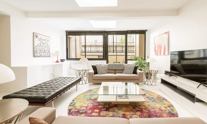 Strasbourg -Saint-Denis Apartment | Elegant 3 BR Apartment - Guest Rated 9.8 with Full Amenities