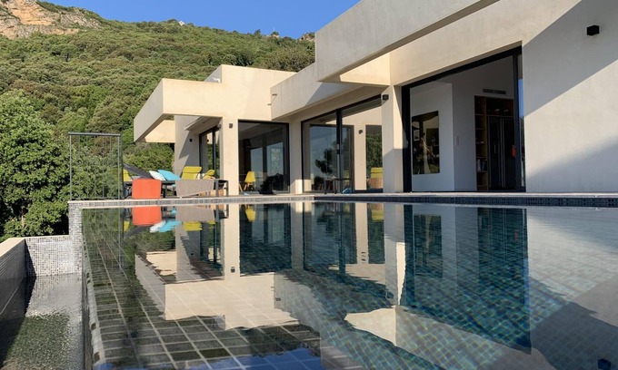 Erbalunga Villa | Elegant U Scogliu Villa in Erbalunga with Oceanfront Views