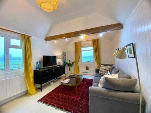 Swindon House | Delightful 1 Bedroom Cottage Near Cirencester - Rated 9/10