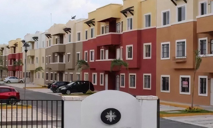 Cancun Apartment | Cozy HOEStel Bacaret: Family-Friendly with Pool & Spa