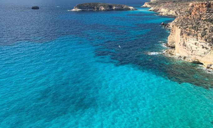 Lampedusa House | Charming Dammuso Style Villa with Breakfast & Family Amenities