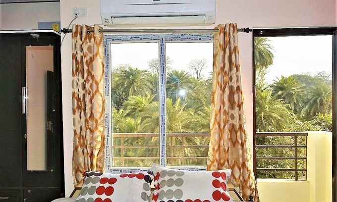 Varanasi Apartment | Beautiful Garden View Apartment near Kashi Vishwanath Temple