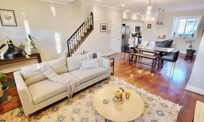 Petworth House | Charming Petworth Retreat - Steps to Metro & Dining