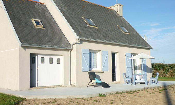 Plozevet House | Beautiful Coastal Retreat with Spectacular Ocean Views