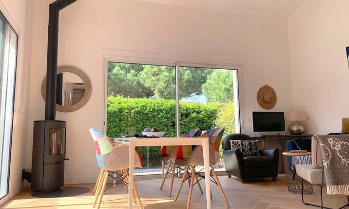 Quartier des Dunes House | Elegant Villa Steps from the Beach: 3 Bedrooms in Chatelaillon