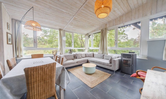 Vieille-Brioude House | Tranquil Riverside Retreat with Scenic Veranda & Spa