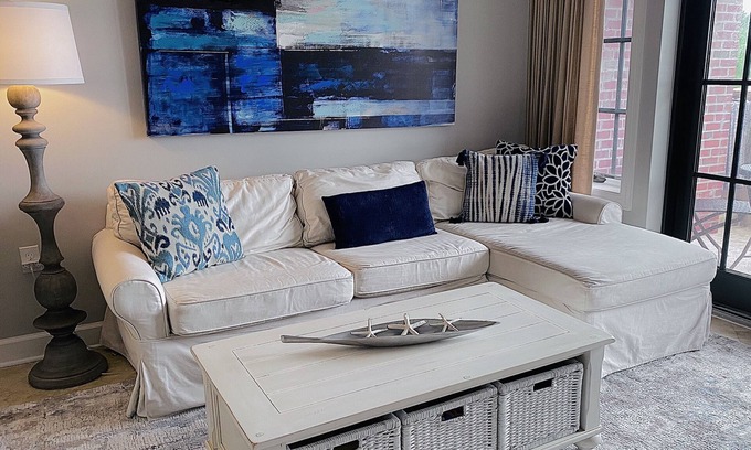 Seacrest Beach Condo | Book Now: Luxurious 30A Condo with Pool & Ocean View