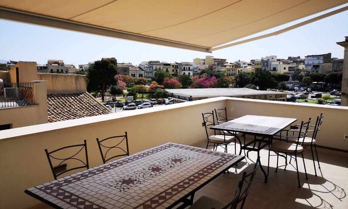 Alcamo Historic Center Apartment | Family-Friendly Retreat at Prickly Pear - Alcamo Apartment