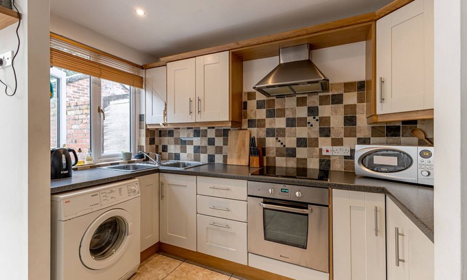 Newcastle Cottage | Pet-Friendly Priest Bridge Cottage with Pool and Breakfast