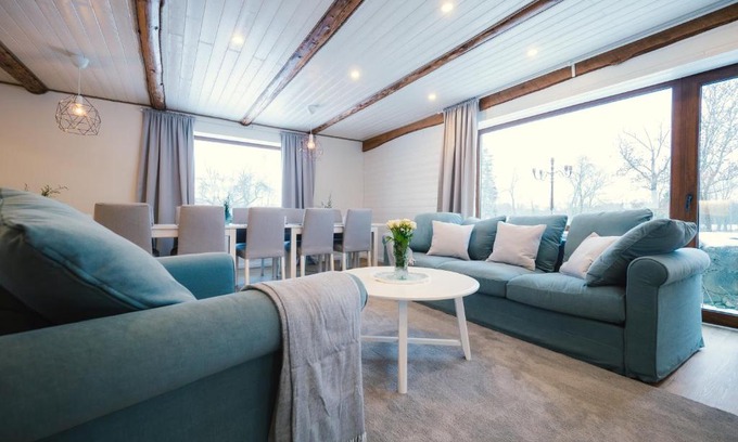 Mulgi Parish House | Inviting Priimäe talu with Ocean Views & Family-Friendly Vibes