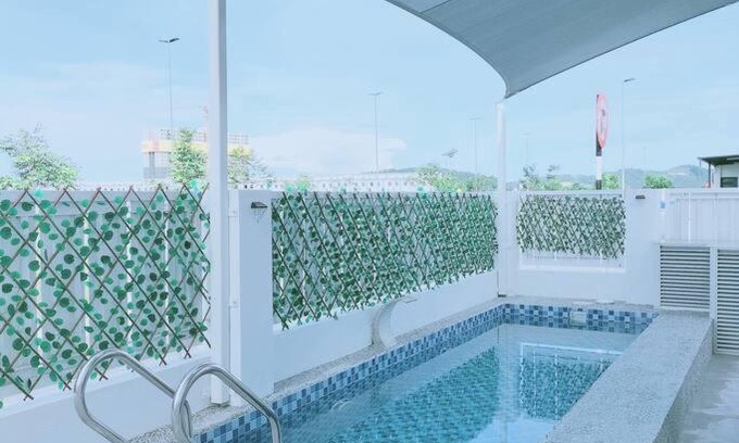 Ijok House | Welcoming Prima Guest House with Pool and Family-Friendly Vibes