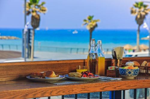 Tel Aviv Promenade Hotel | Oceanfront Comfort at Prima Tel Aviv Hotel - Rated 8.8/10