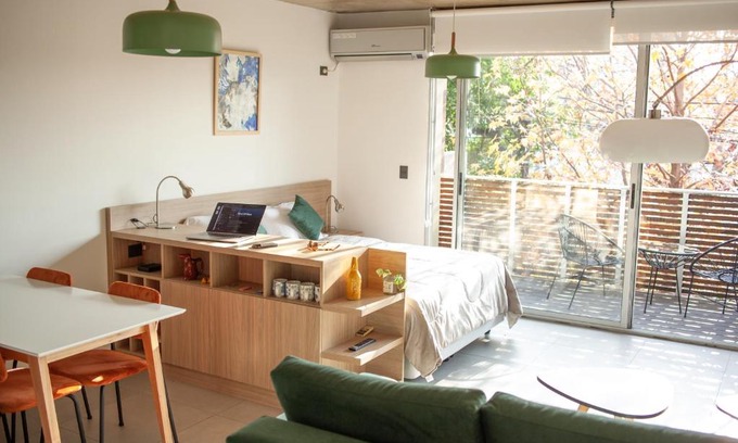 Villa Crespo Apartment | Top-Rated Primavera Suites: Family-Friendly Retreat Awaits
