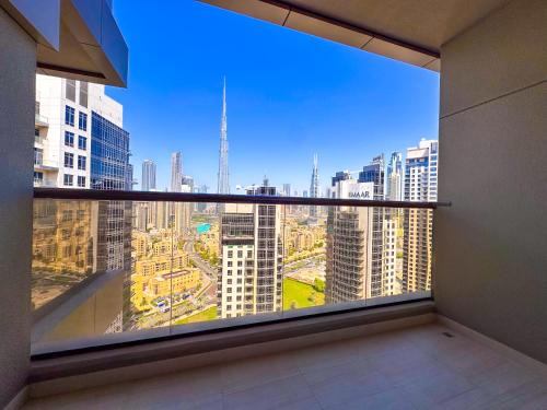 Downtown Dubai Apartment | Prime 2BR with Burj Khalifa & Dubai Canal View - 20AB16