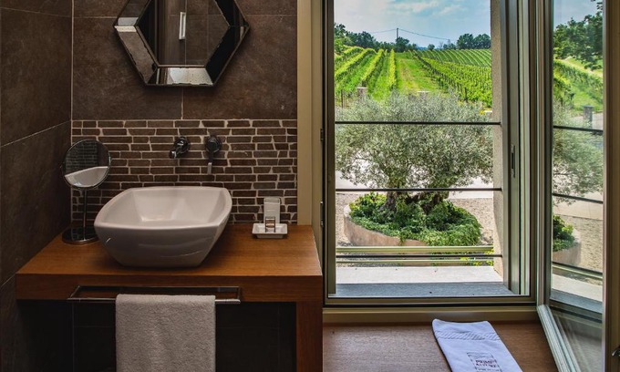 Casteggio Resort | Indulge at Prime Alture Wine Resort - 5-Star Oceanfront Escape