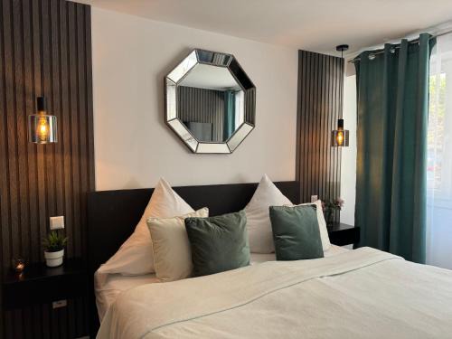 Karlsruhe City Centre Apartment | Family-Friendly Retreat at Prime Host Dream Hotel