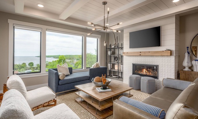 Sister Bay Condo | Ideal Oceanfront Retreat with Picturesque Water Views