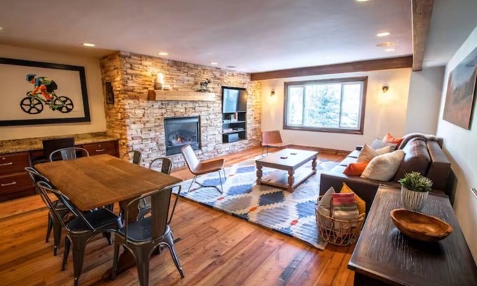 Deer Valley Condo | Prime Location with Hot Tub & Spa - Guest Rated 10/10!