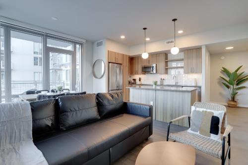 Clarendon Apartment | Convenient Condo at Clarendon with Pool Access