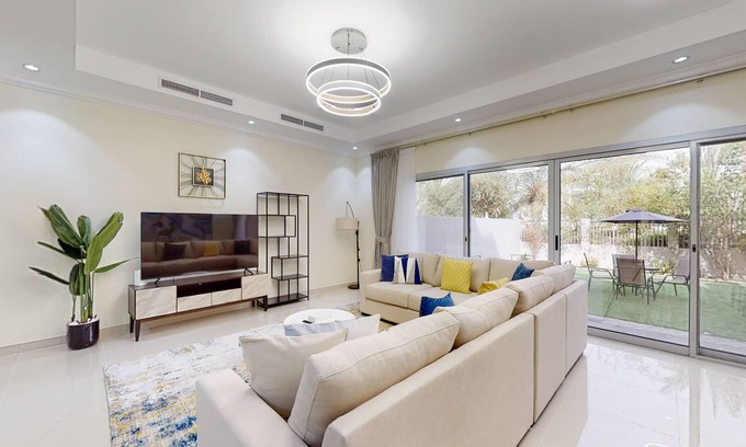Jumeirah Village Villa | Primestay - JVC Villa 2