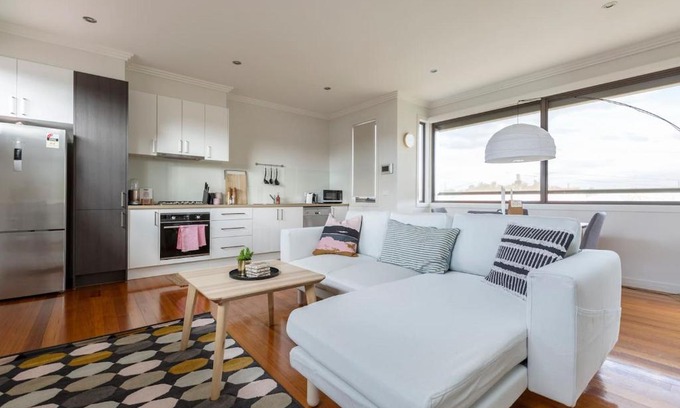 Brunswick East House | Discover Primrose: Elegant Mid-Century Style in Brunswick