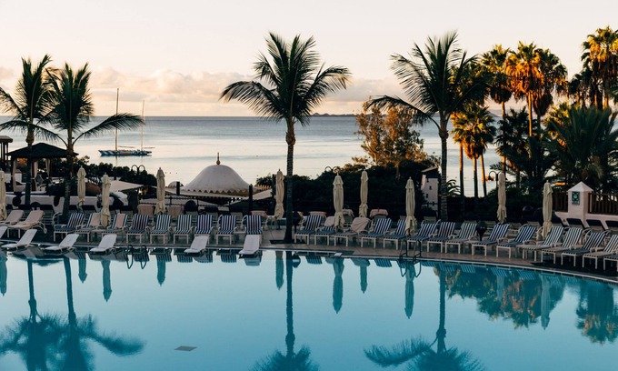 Playa Blanca Hotel | Experience Elegance at Princesa Yaiza Suite Hotel Resort