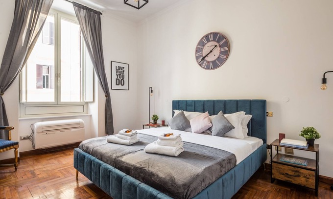 Rome City Centre Apartment | Discover Principe Amedeo Apartment: Family-Friendly Retreat