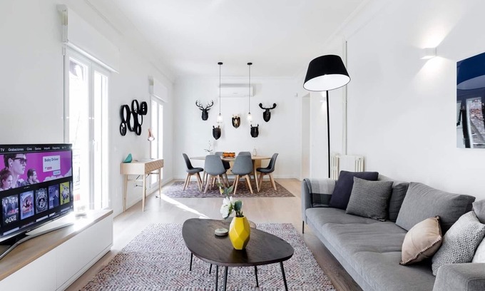 Castellana Apartment | Chic Principe de Vergara Apartment II with Spa & Kitchen