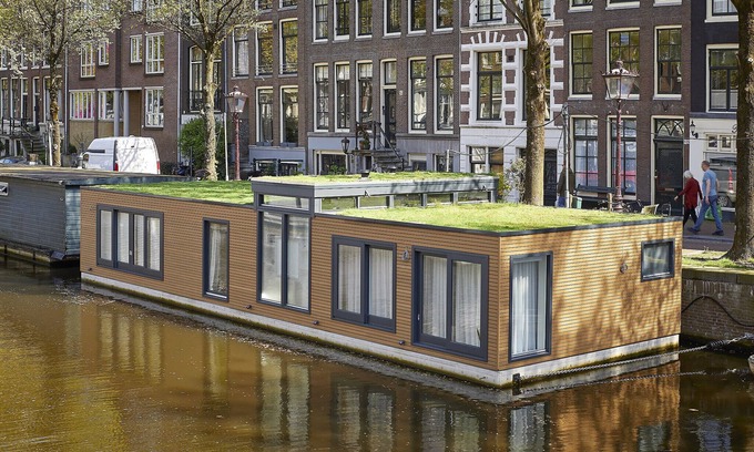 De Weteringschans Boat Rental | Experience Prinsenboat Studio: House Boat on Historic Canals